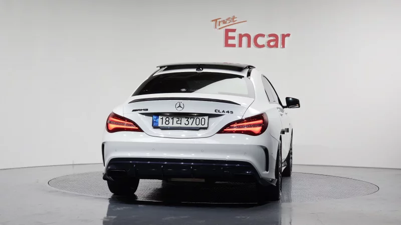 Mercedes-Benz CLA-Class