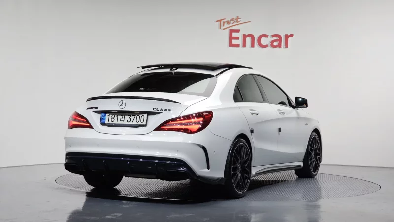 Mercedes-Benz CLA-Class