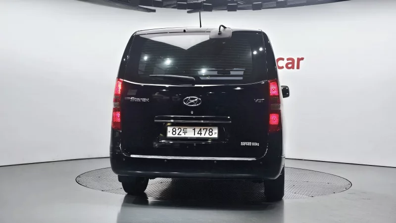 Hyundai Grand Starex