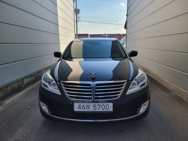 Hyundai Equus