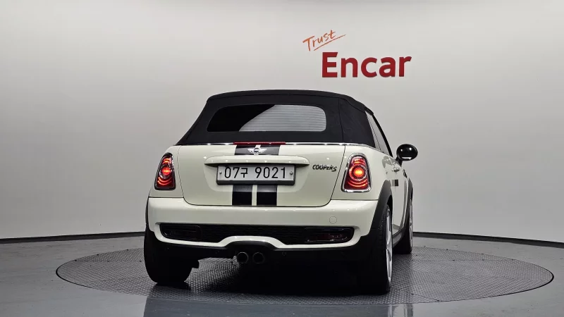MINI Cooper Convertible