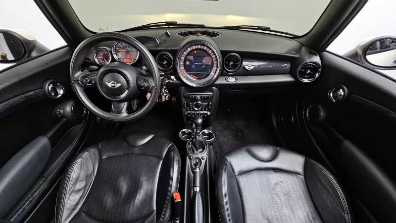 MINI Cooper Convertible