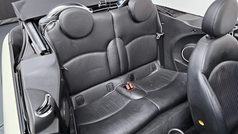 MINI Cooper Convertible