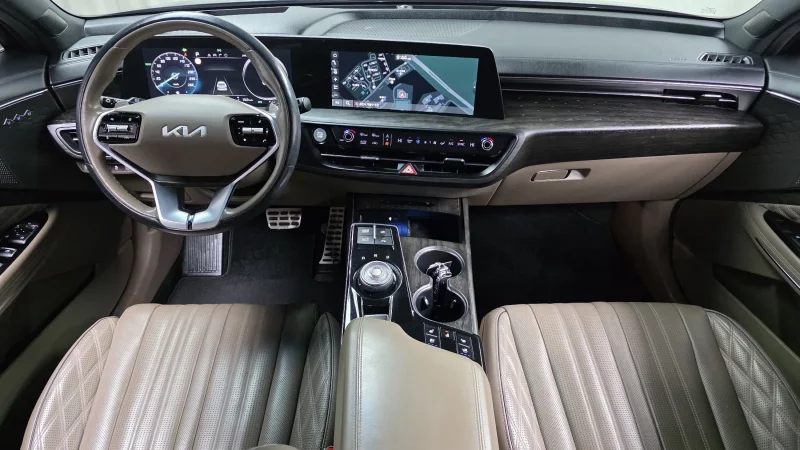 Kia K8