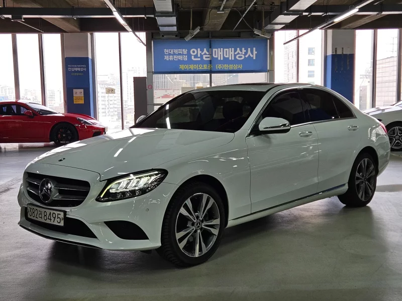 Mercedes-Benz C-Class