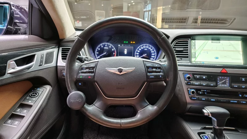 Hyundai Genesis