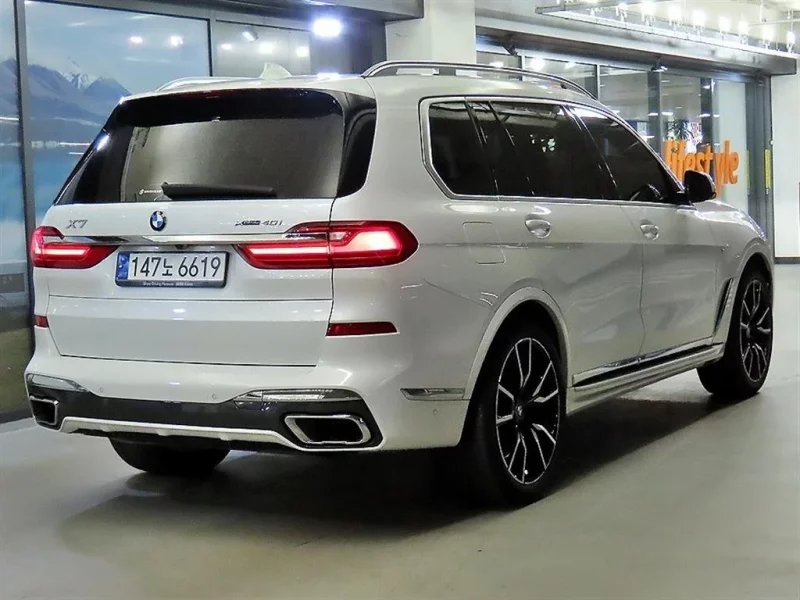 BMW X7