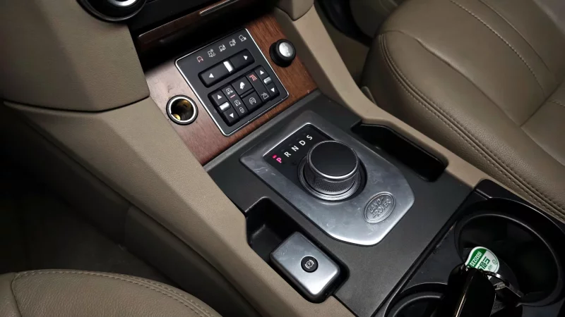 Land Rover DISCOVERY