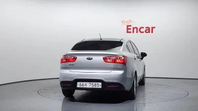 Kia pride