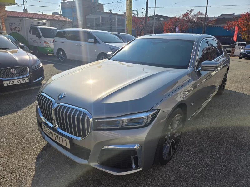 BMW 7-Series