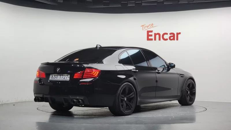 BMW M5