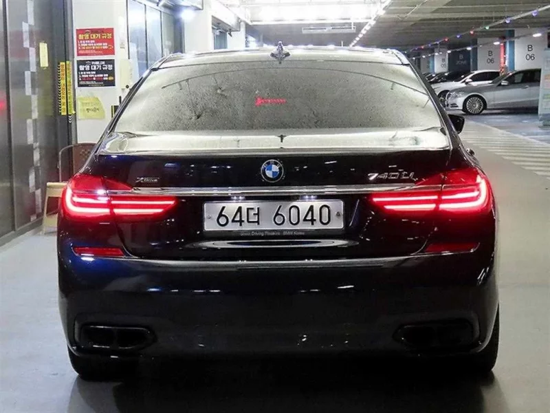 BMW 7-Series