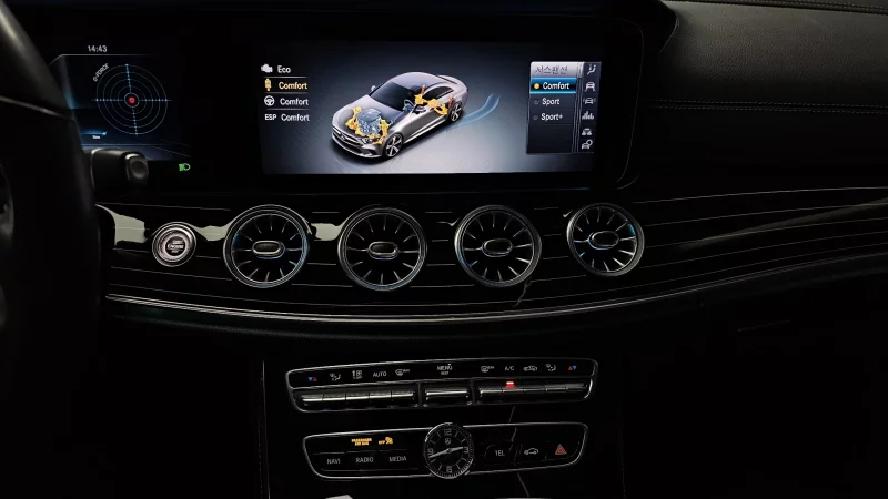 Mercedes-Benz CLS-Class