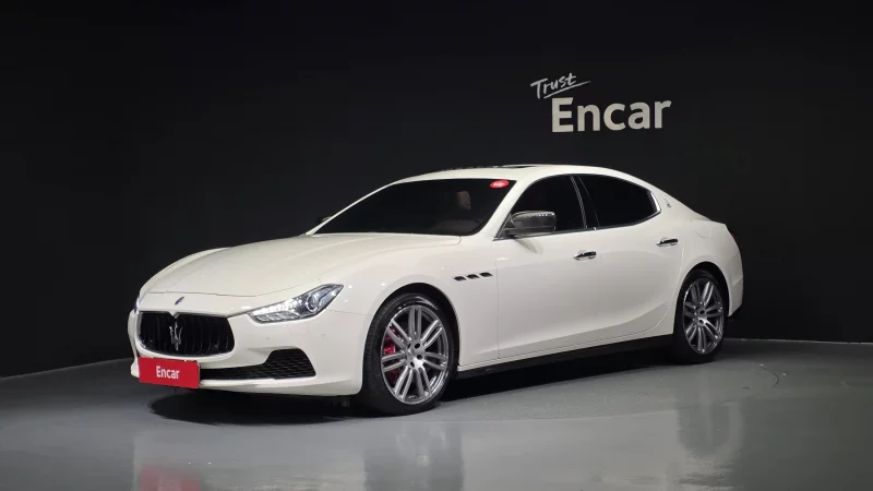 Maserati GHIBLI
