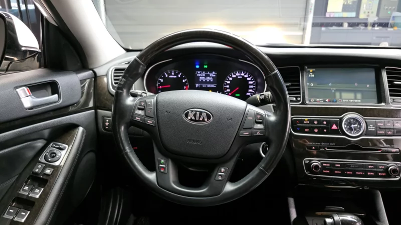 Kia K7
