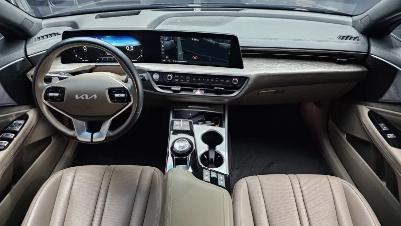 Kia K8