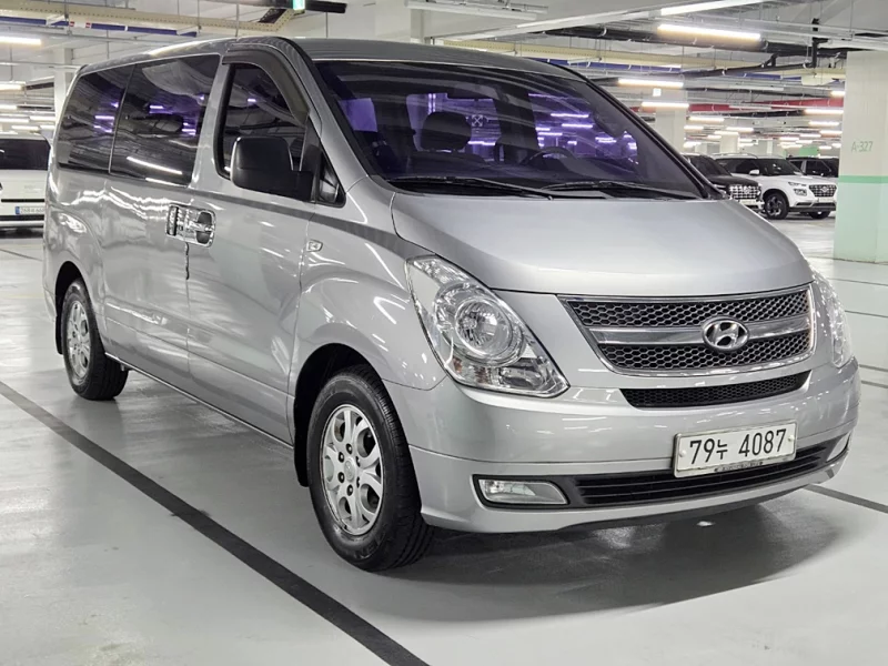 Hyundai Grand Starex