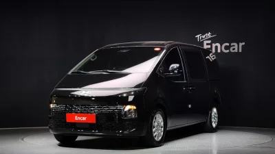Hyundai Staria