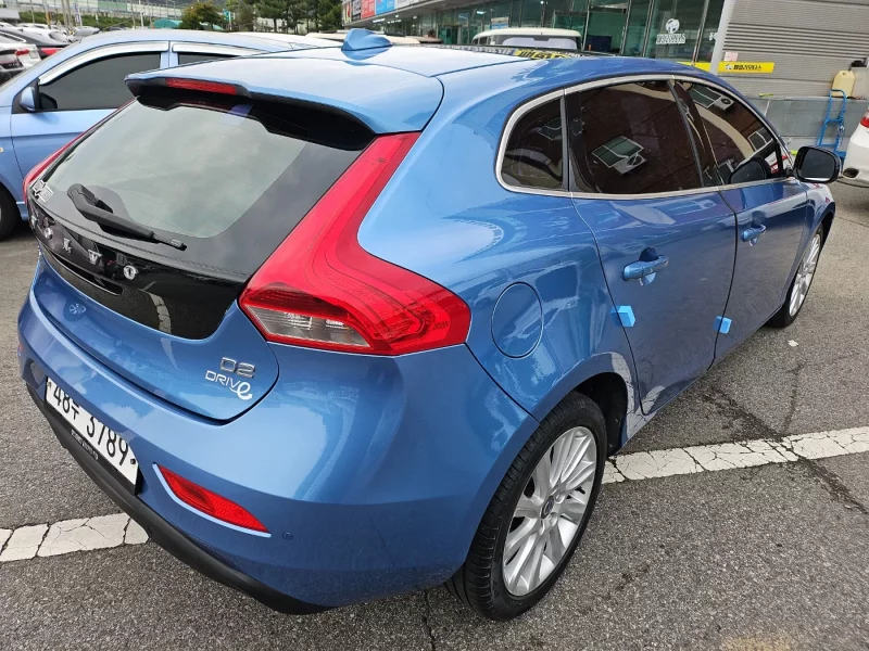 Volvo V40