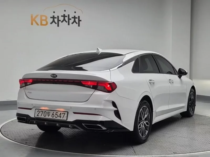 Kia K5