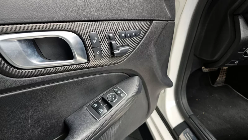 Mercedes-Benz SLK-Class