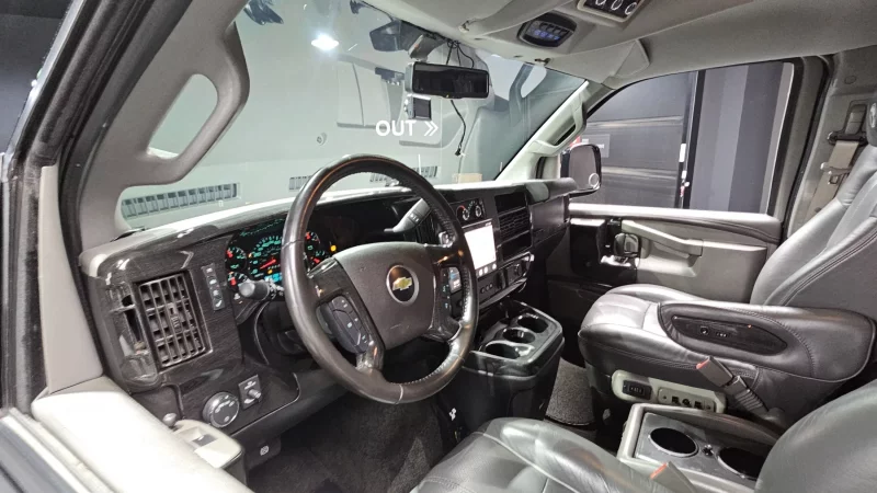 Chevrolet Express Van