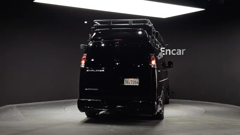 Chevrolet Express Van