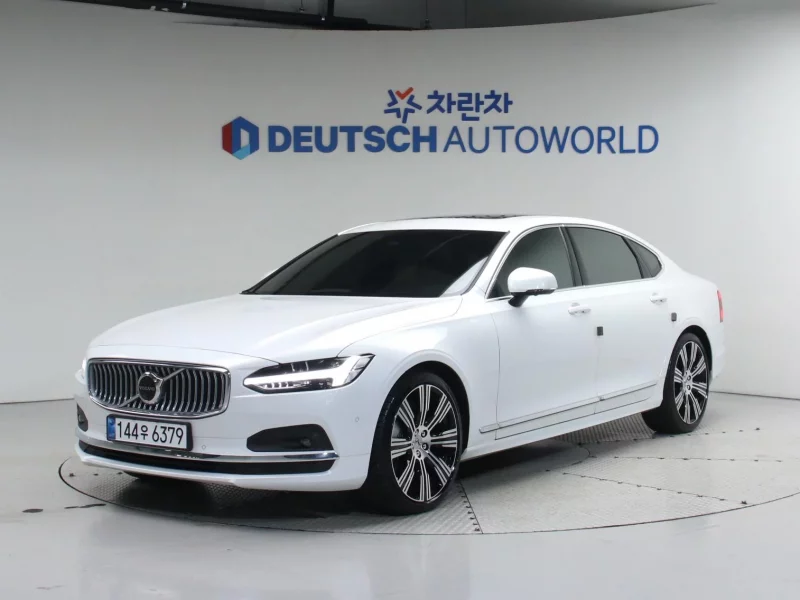 Volvo S90