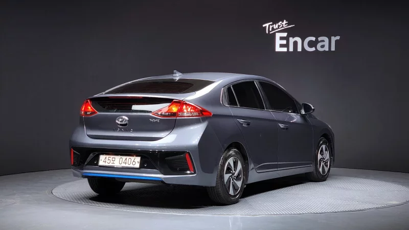 Hyundai Ioniq