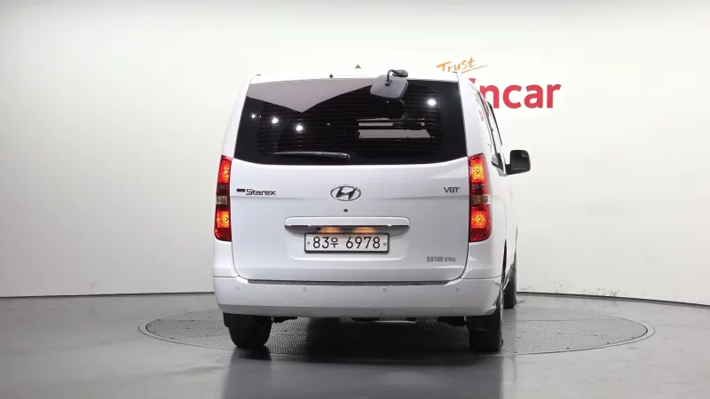 Hyundai Grand Starex