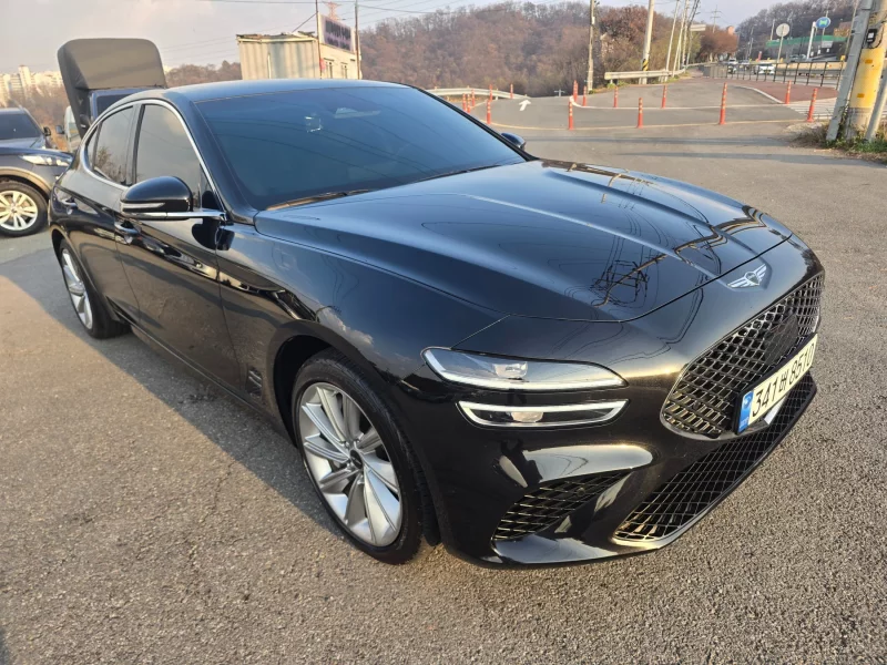 Genesis G70