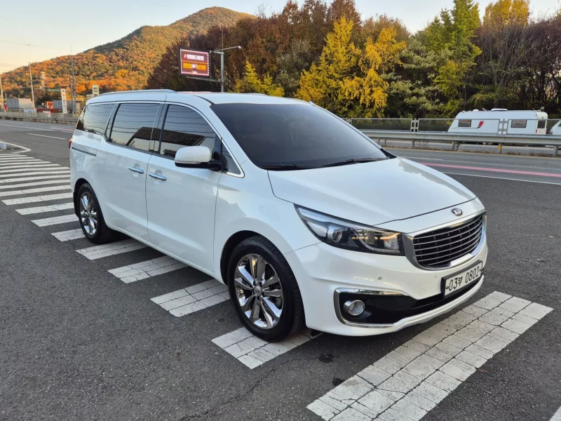 Kia Carnival