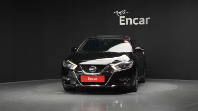 Nissan MAXIMA