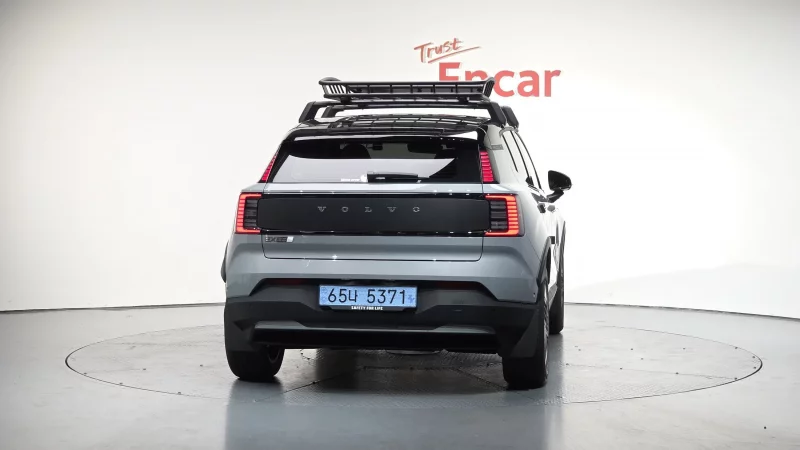 Volvo EX30