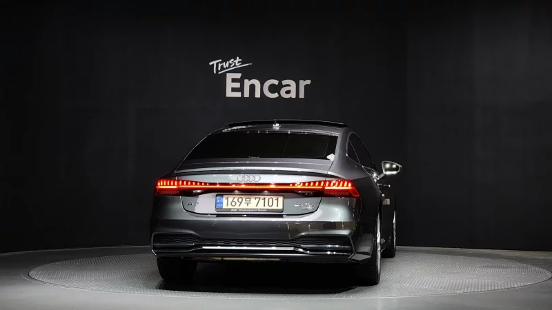 Audi A7