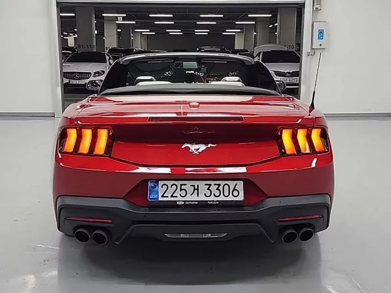 Ford MUSTANG