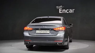 Hyundai Genesis