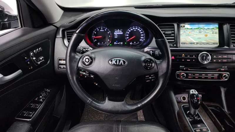 Kia K9