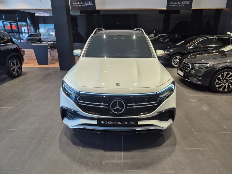 Mercedes-Benz EQB