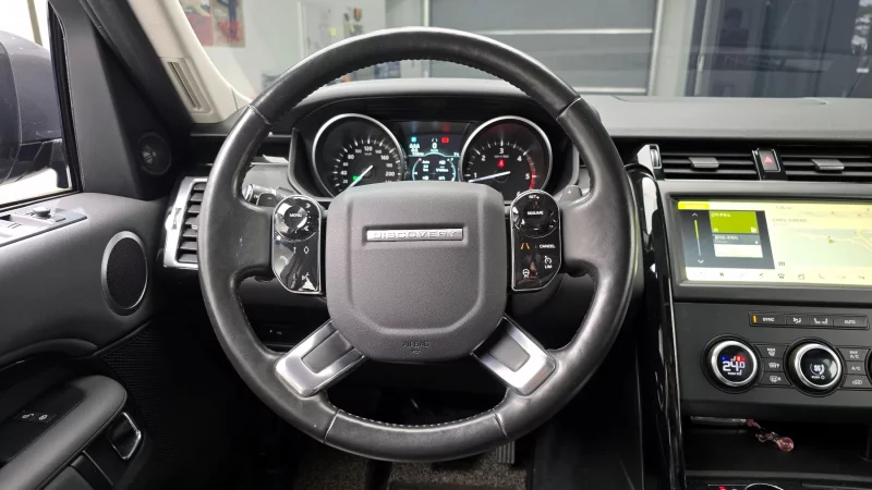 Land Rover DISCOVERY