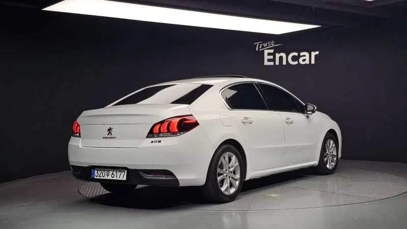 Peugeot 508