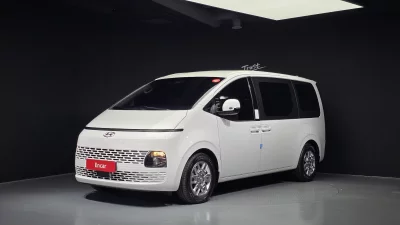 Hyundai Staria