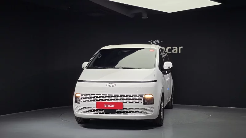 Hyundai Grand Starex