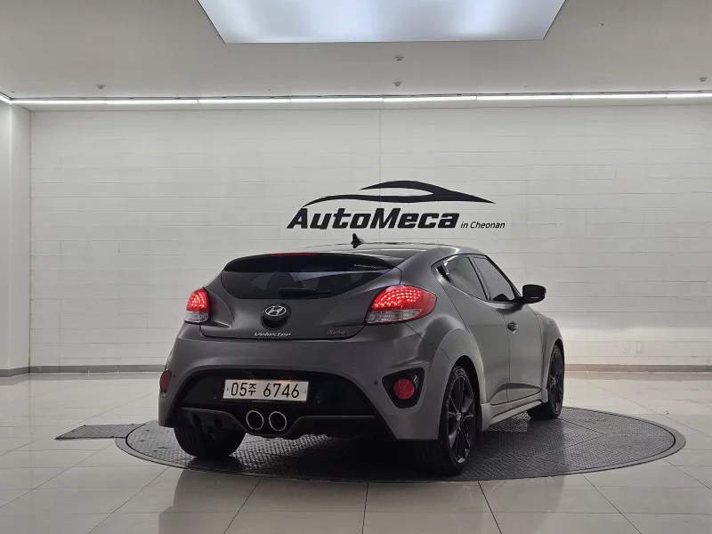Hyundai Veloster
