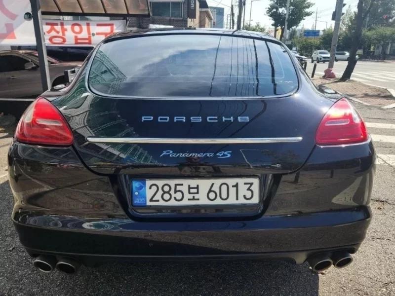 Porsche PANAMERA