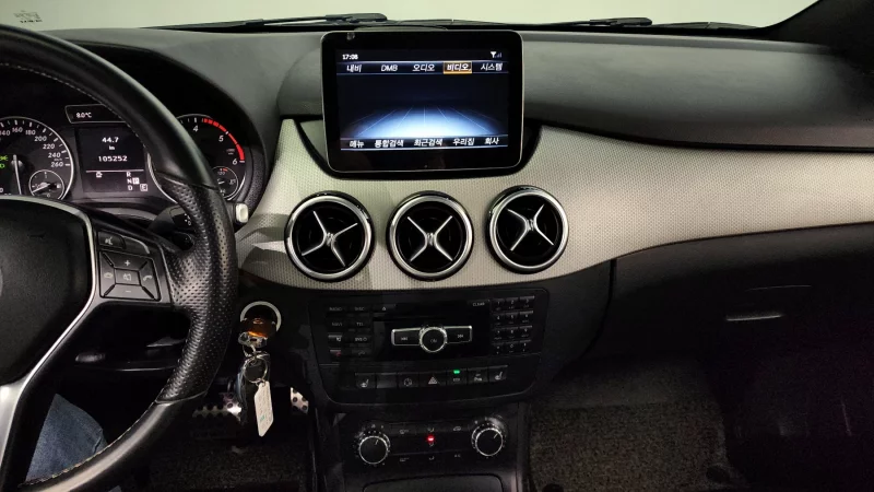 Mercedes-Benz B-Class