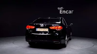 Hyundai Aslan