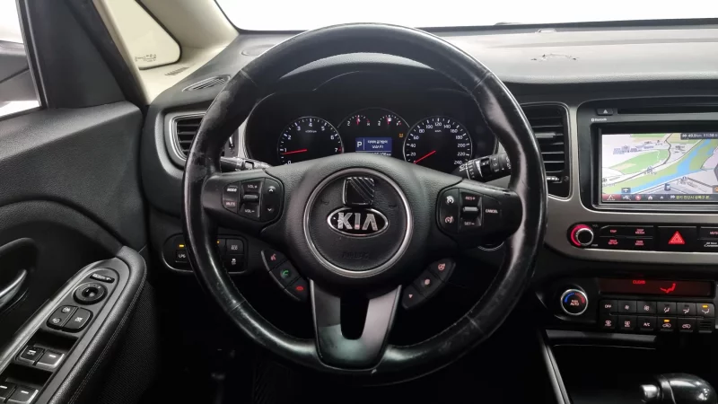 Kia Carens
