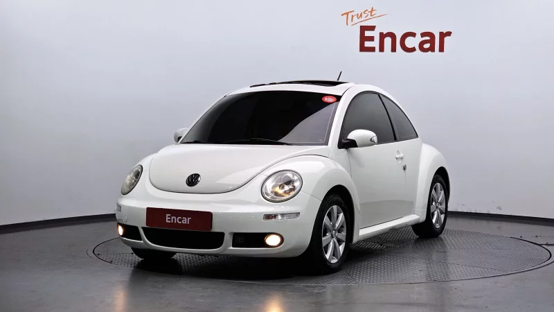 Volkswagen BEETLE