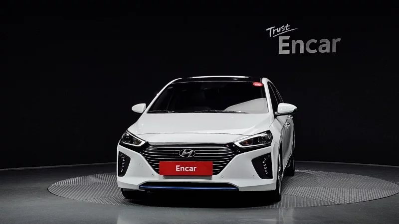 Hyundai Ioniq